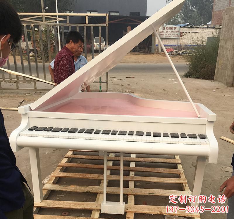 泉州不锈钢广场乐器钢琴雕塑
