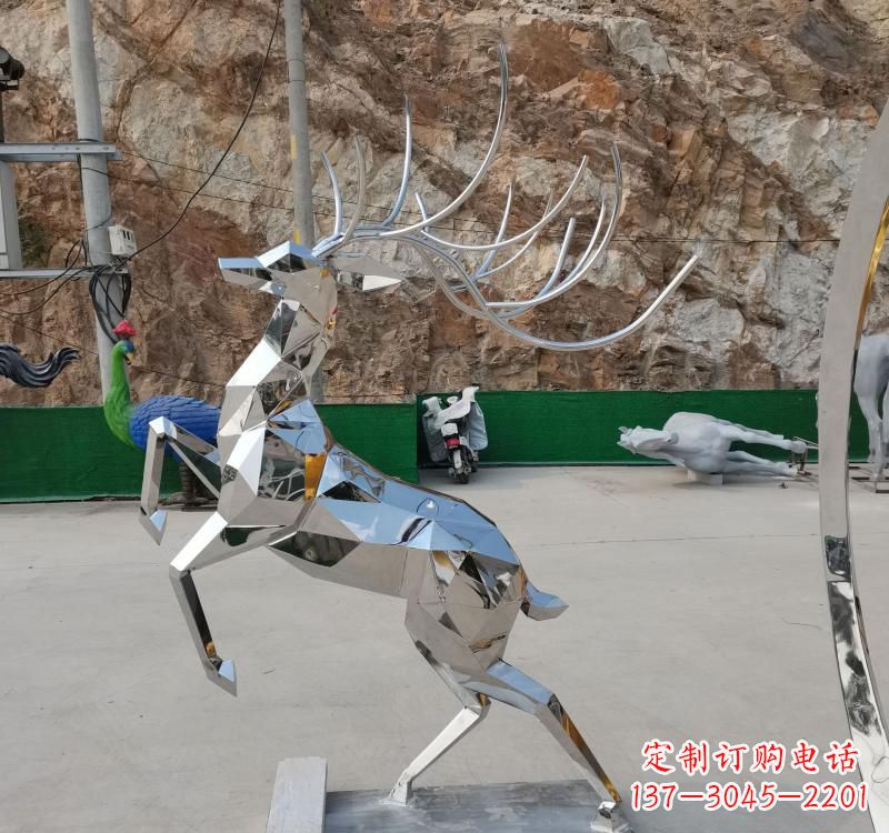 泉州不锈钢广场梅花鹿雕塑