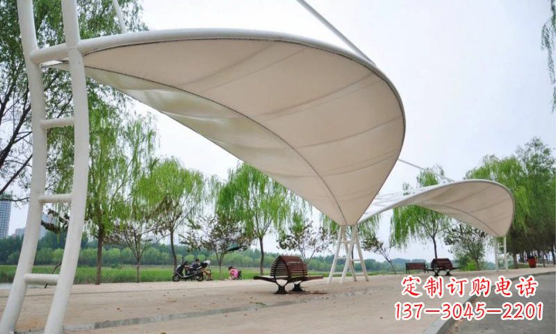 泉州不锈钢树叶形遮阳棚雕塑