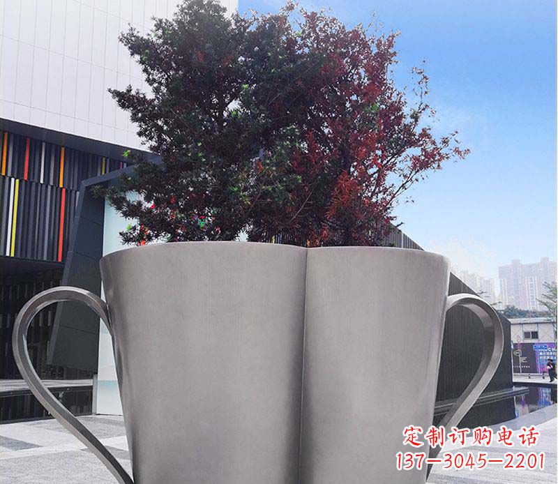 泉州不锈钢广场水杯花盆雕塑