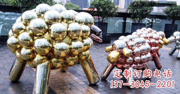 泉州不锈钢广场小羊肖恩抽象动物雕塑