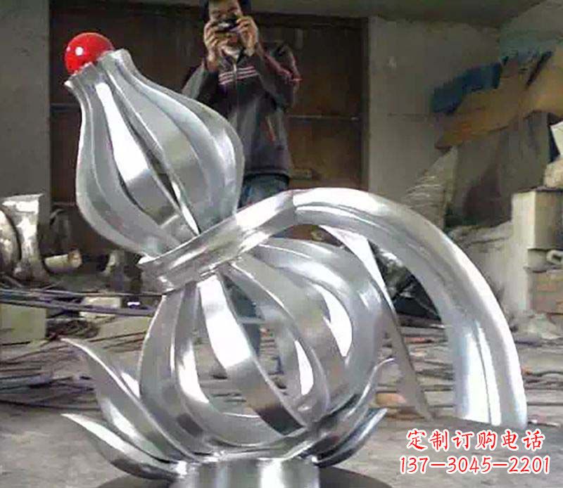泉州不锈钢葫芦雕塑艺术与科技的完美结合