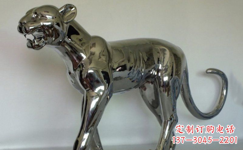 泉州不锈钢金钱豹雕塑给人以高贵气质的艺术瑰宝