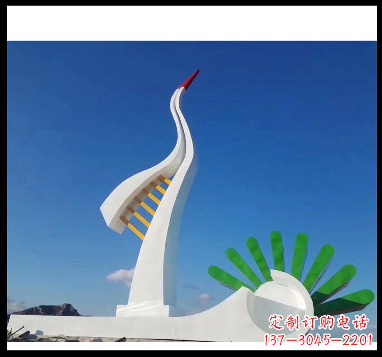 泉州不锈钢松树雕塑,美轮美奂
