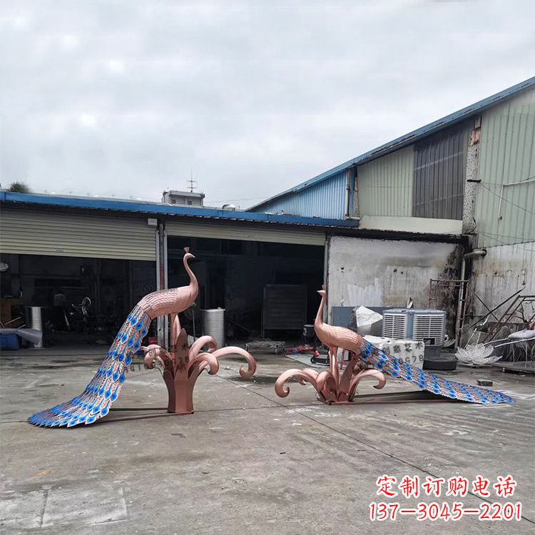 泉州不锈钢孔雀彩色雕塑