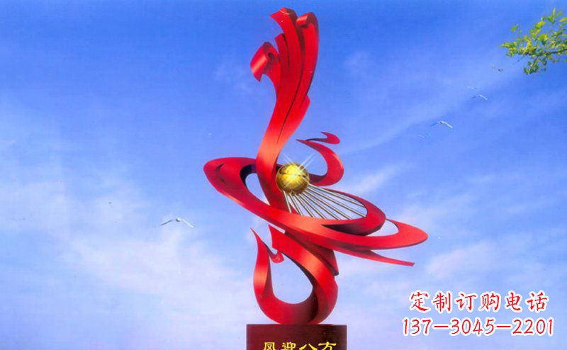 泉州不锈钢孔雀雕塑——迎接八方美好