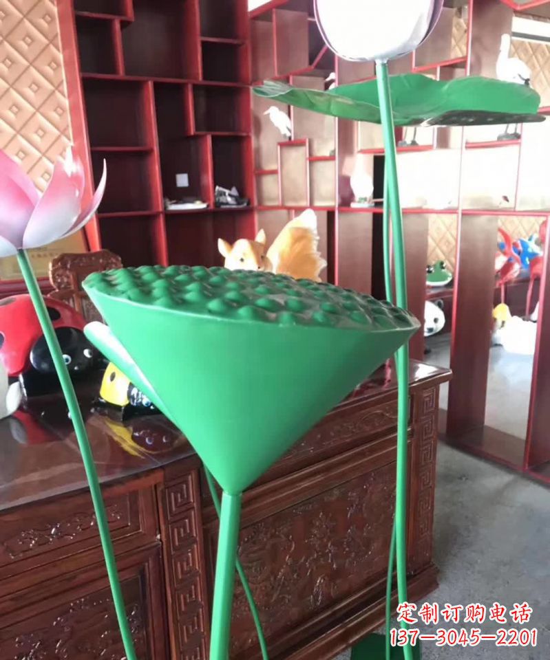 泉州不锈钢莲藕景观雕塑