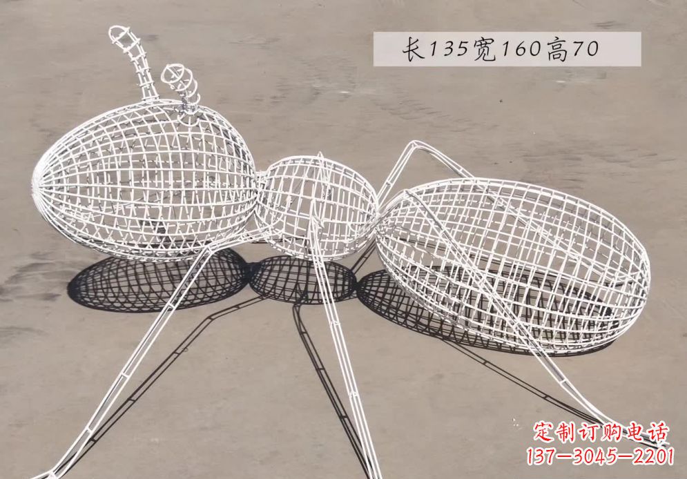 泉州不锈钢镂空蚂蚁雕塑艺术精美的象征