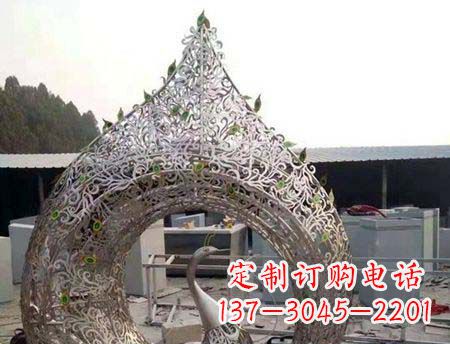 泉州不锈钢镂空孔雀雕塑
