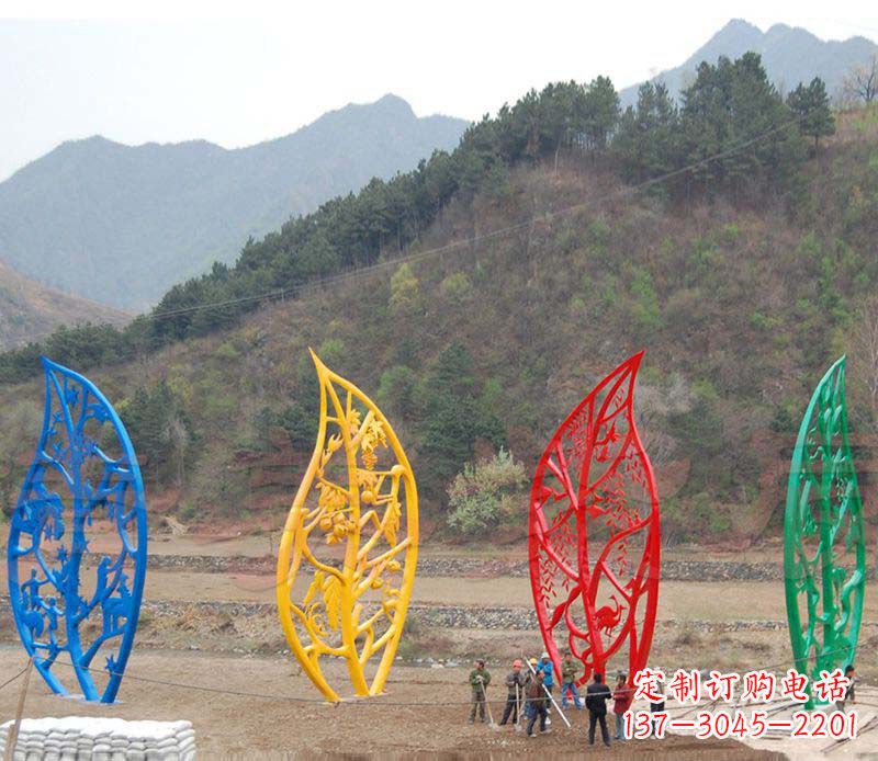 泉州不锈钢镂空树叶景观雕塑精美绝伦