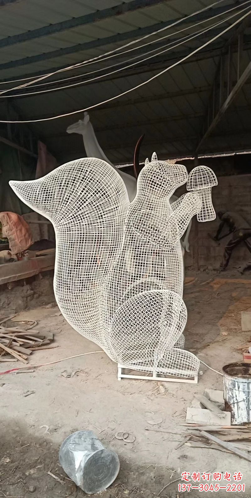 泉州不锈钢松鼠雕塑精美的艺术作品