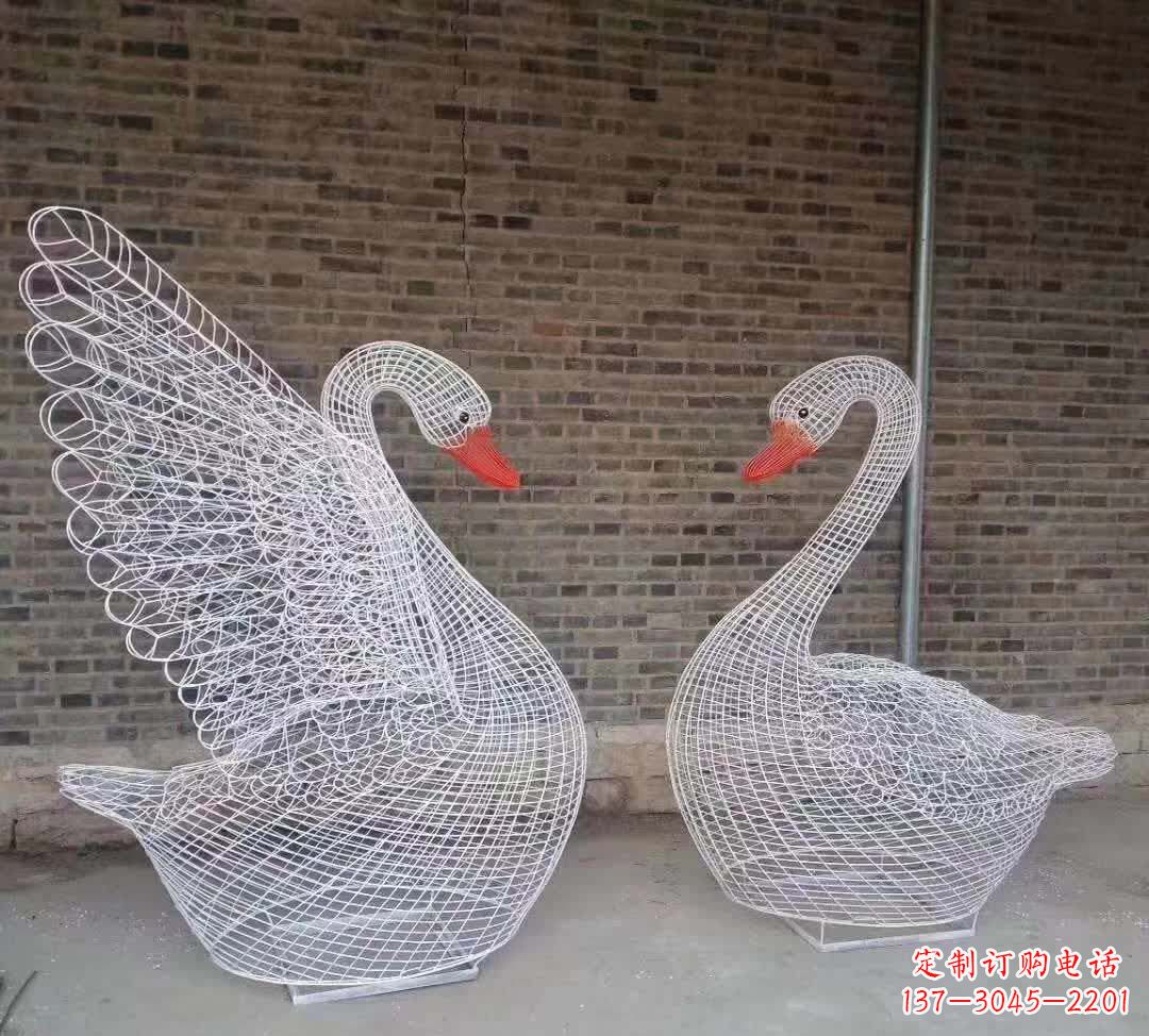 泉州不锈钢镂空天鹅动物雕塑
