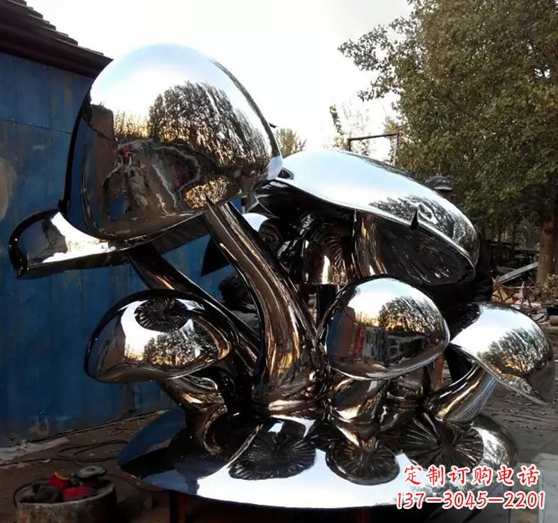 泉州不锈钢蘑菇镜面雕塑