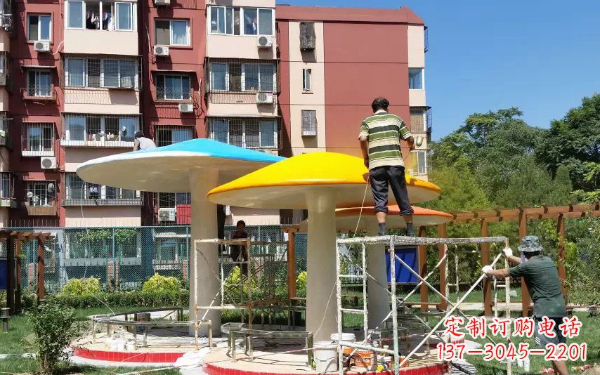 泉州不锈钢蘑菇凉亭雕塑