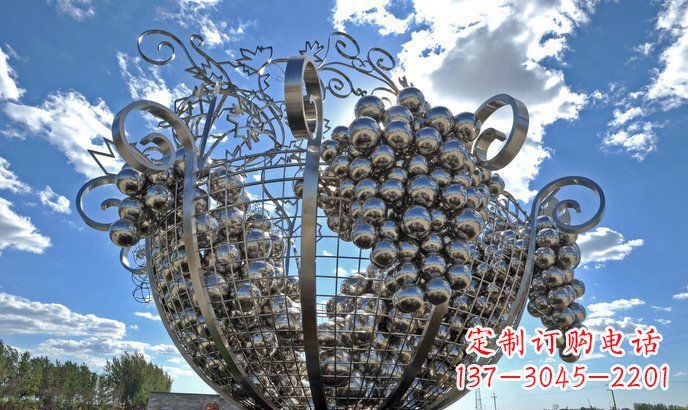 泉州不锈钢葡萄丰收雕塑