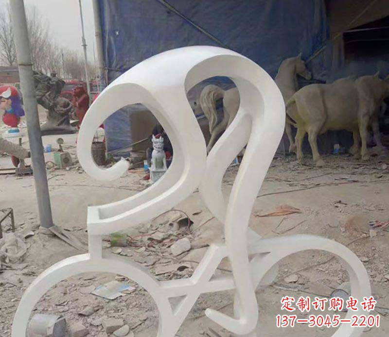 泉州不锈钢自行车雕塑——景观的点缀