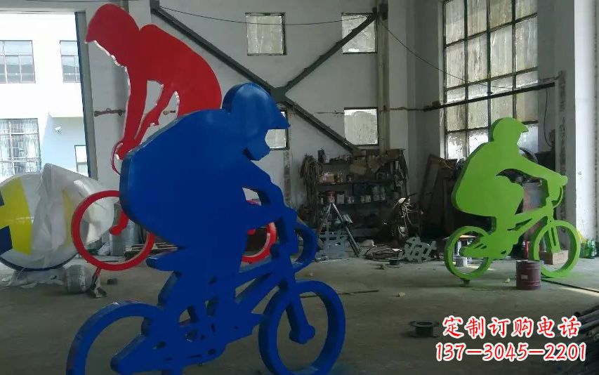 泉州不锈钢骑自行车的运动雕塑