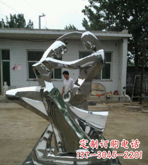 泉州浪漫的不锈钢情侣雕塑