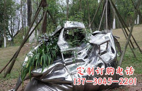 泉州不锈钢手提包雕塑——精美的艺术形式