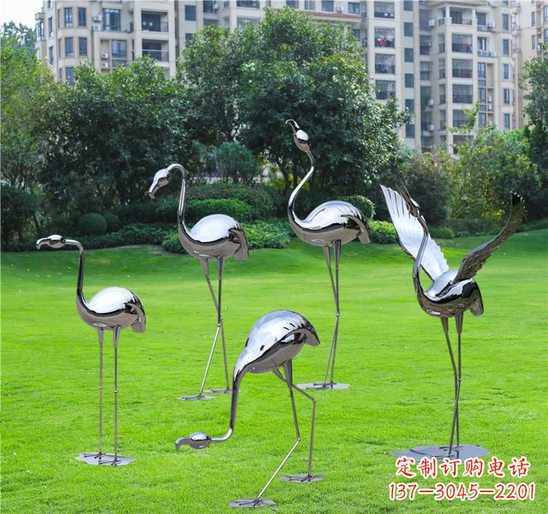 泉州不锈钢仙鹤雕塑——传承中华文化精髓