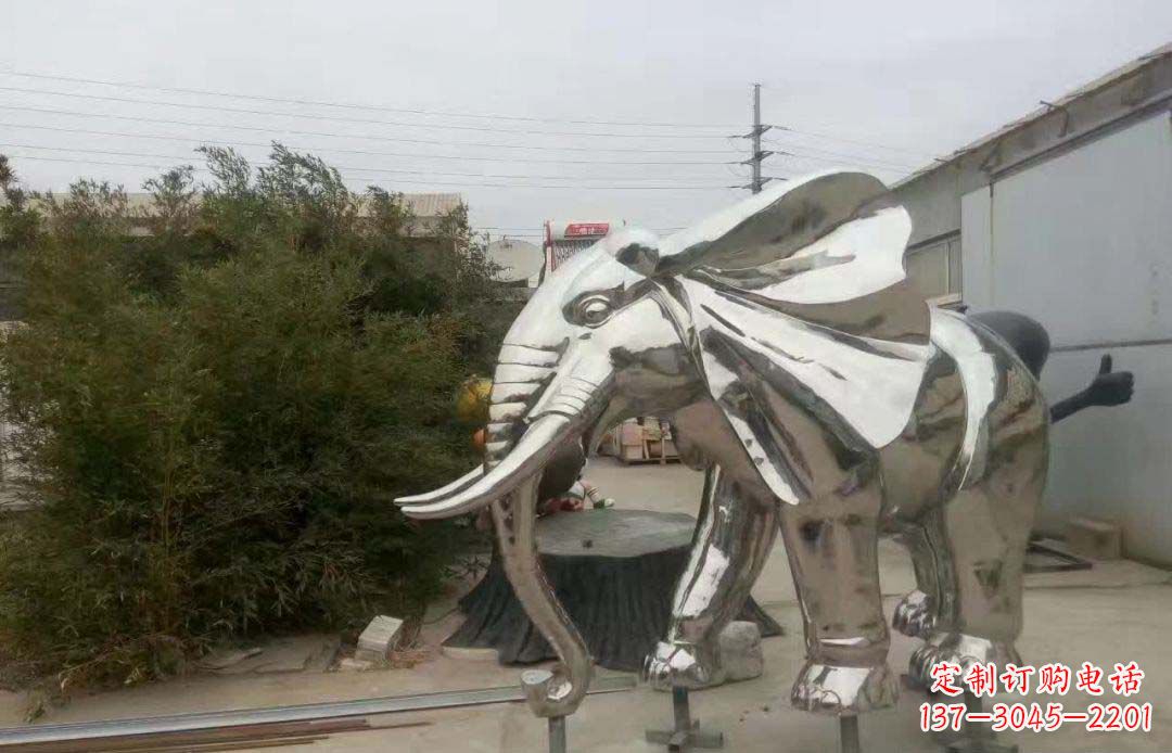 泉州大象雕塑为售楼部装饰点缀