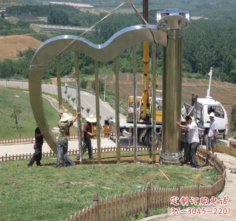 泉州音乐美学不锈钢竖琴雕塑