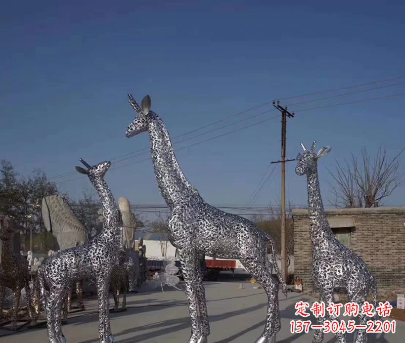 泉州不锈钢铁艺镂空长颈鹿