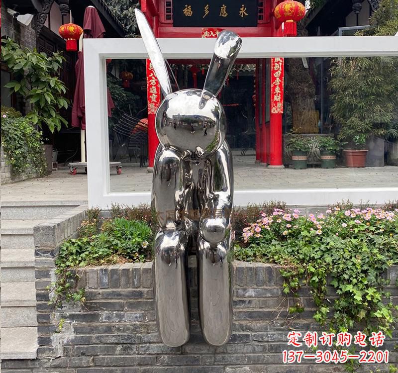 泉州不锈钢兔子雕塑精美的艺术作品