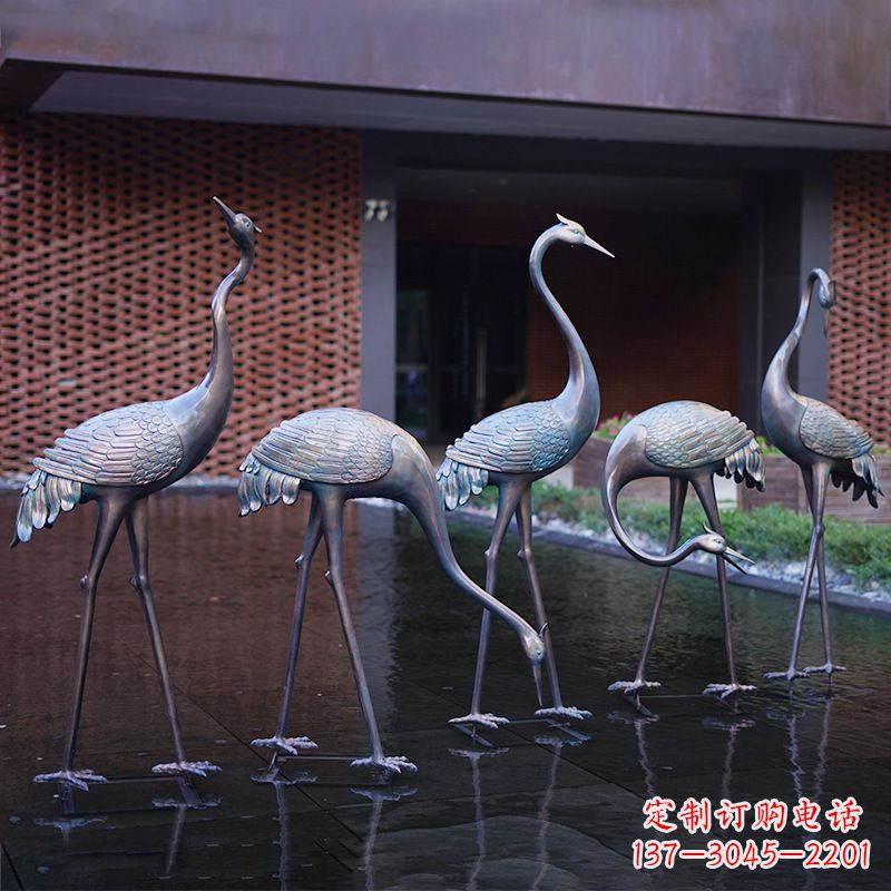 泉州不锈钢仙鹤飞翔雕塑