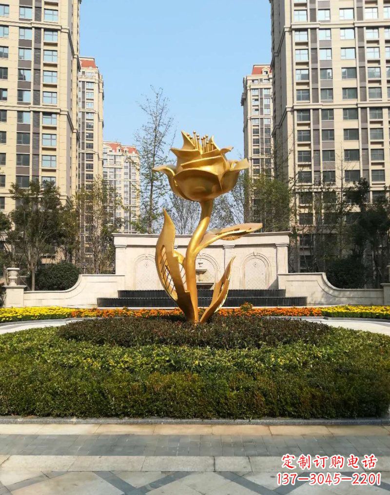 泉州不锈钢小区玫瑰花雕塑浓郁情感的视觉体验