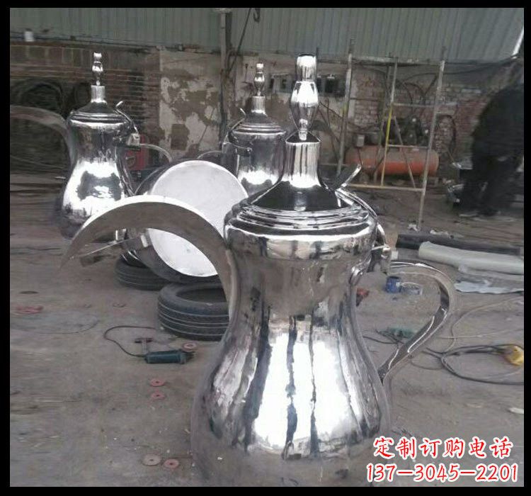 泉州不锈钢酒壶雕塑传承古典艺术
