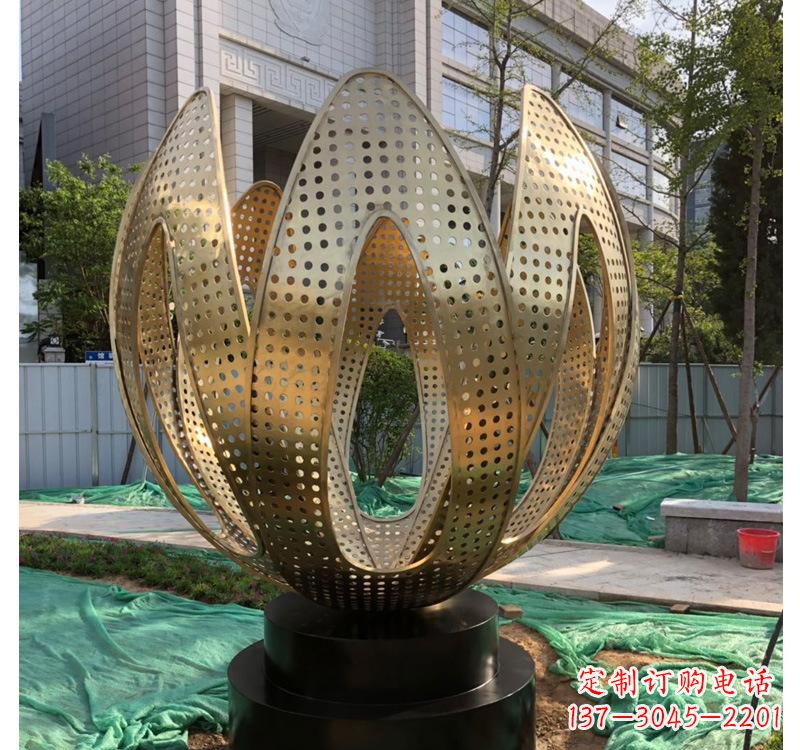 泉州不锈钢拱门雕塑以艺术之美装点园林