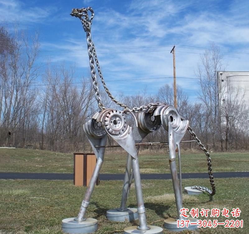 泉州不锈钢恐龙雕塑集艺术与自然于一体