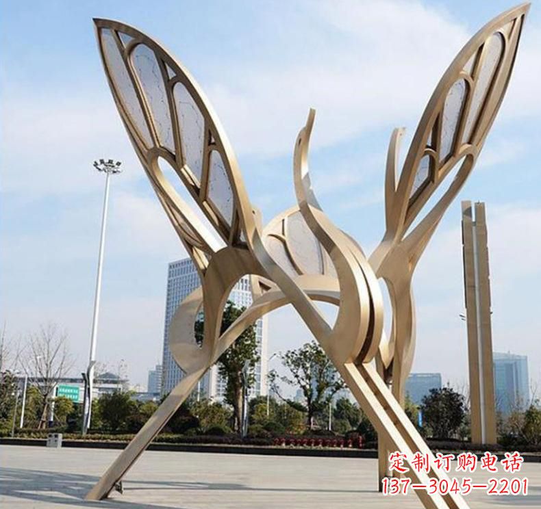 泉州不锈钢园林仙鹤雕塑传承传统艺术精髓