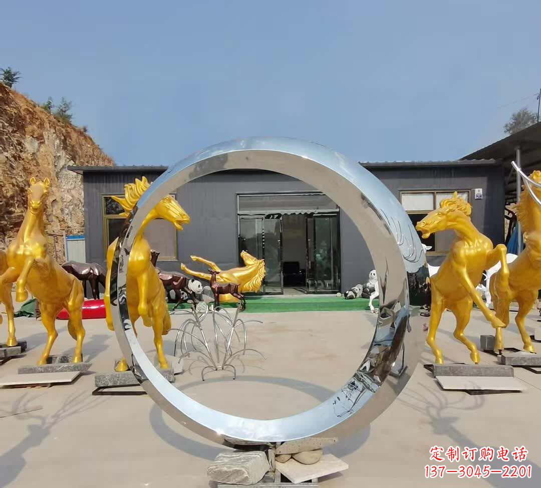 泉州不锈钢造型圆环景观雕塑