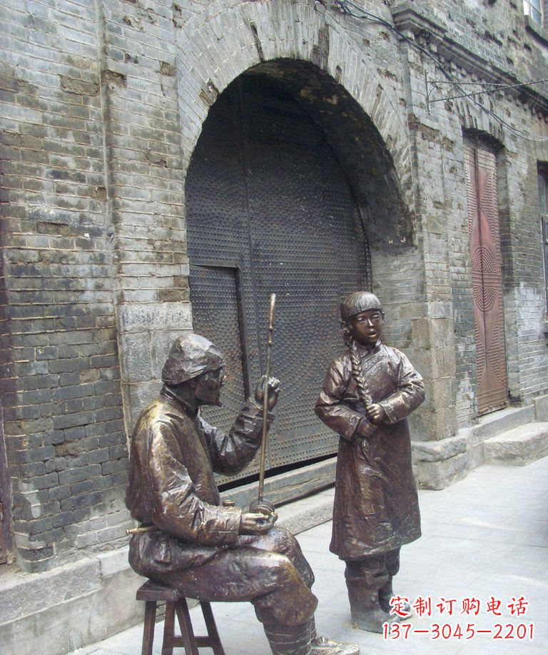 泉州步行街拉二胡唱戏人物铜雕