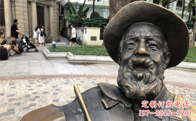 泉州老人的智慧与勇气