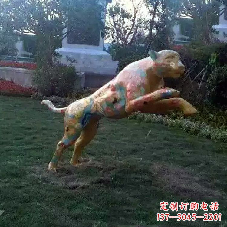 泉州豹子玻璃钢雕塑——精美动物摆件
