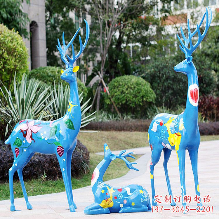 泉州彩绘鹿雕塑玻璃钢-商场美陈动物摆件