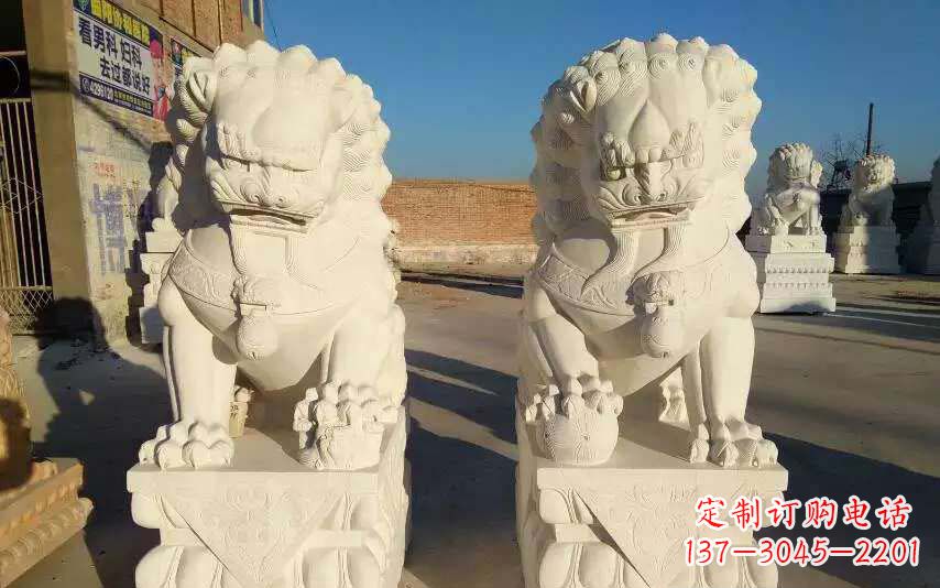 泉州踩球狮子石雕塑