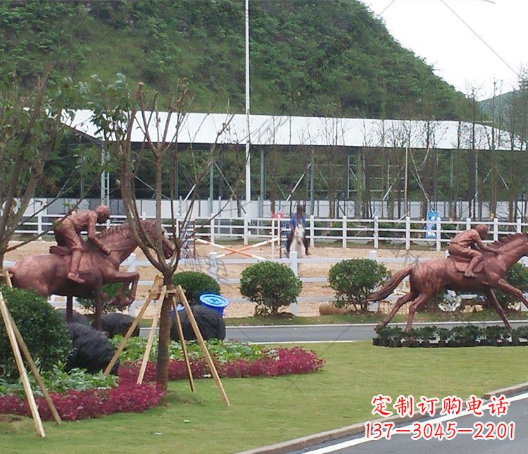泉州雕塑艺术以马为主题的铜雕摆件