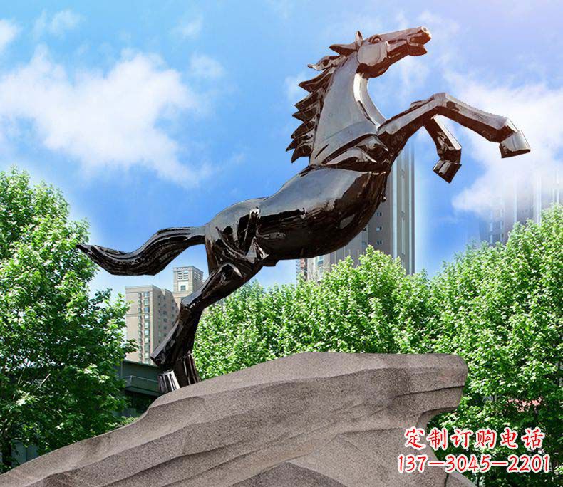 泉州镜面不锈钢奔马雕塑给城市增添灵气