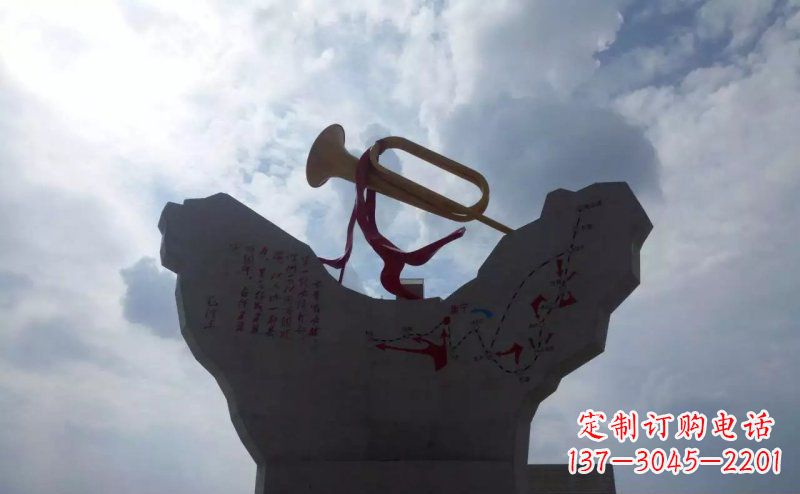 泉州冲锋号军队景观铜雕