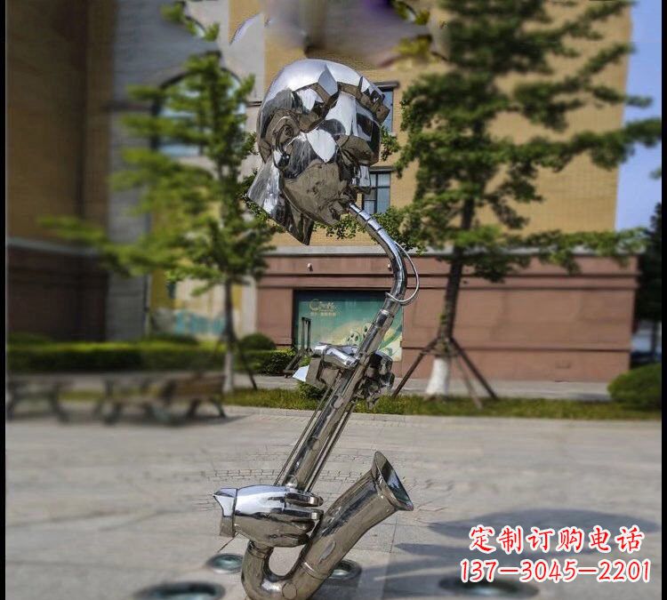 泉州不锈钢萨克斯雕塑——展示音乐家的精神