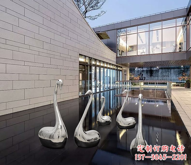 泉州质朴无华的不锈钢天鹅雕塑