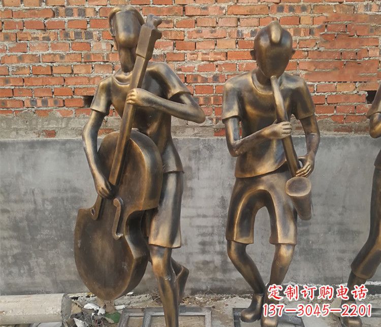 泉州抽象吹萨克斯人物铜雕
