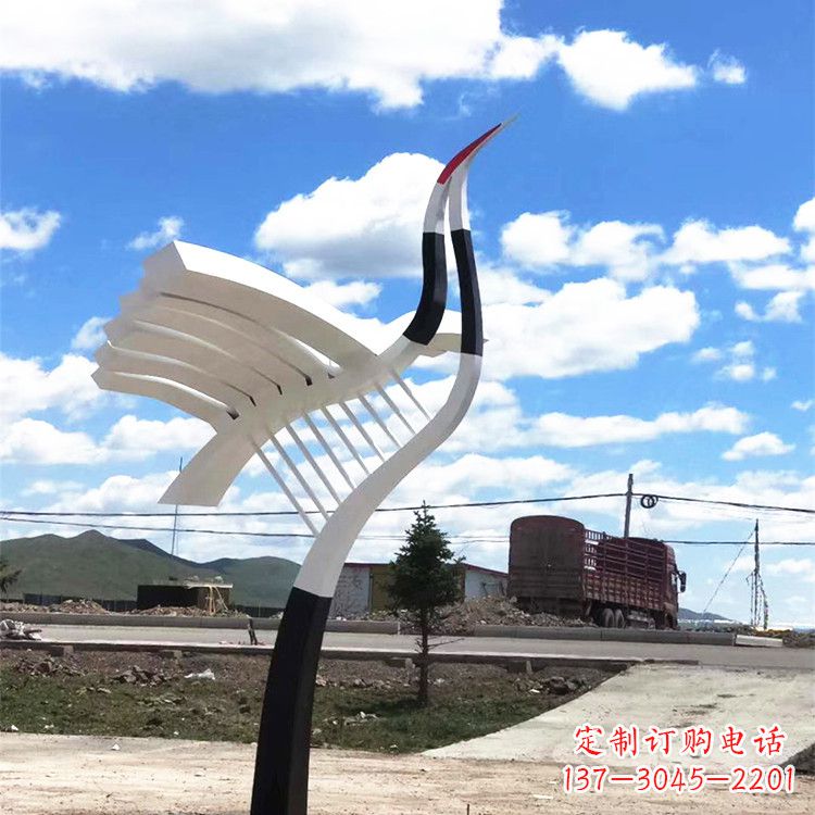 泉州抽象简单的不锈钢仙鹤景观雕塑