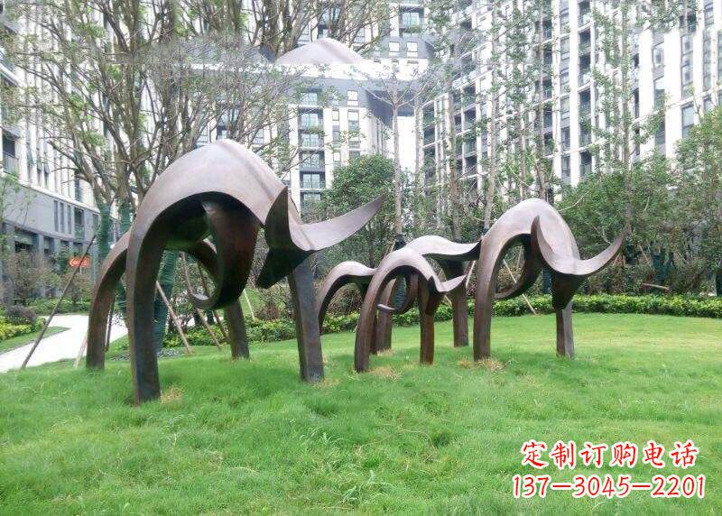 泉州抽象牛铸铜雕塑-小区园林草坪动物摆件