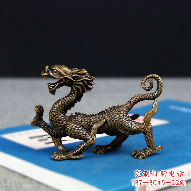 泉州青龙雕塑用纯铜熔铸而成