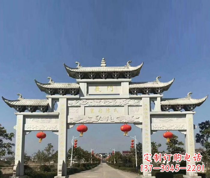 泉州传承百年,村口牌楼雕塑的历史